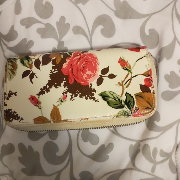 Floral wallet - Picture 4 of 4